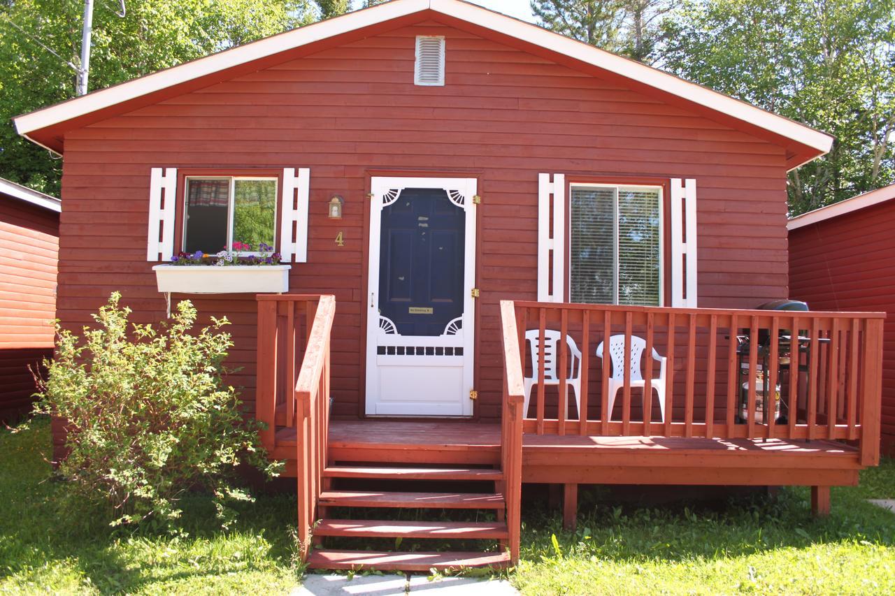 Lush'S Cottages Cormack 외부 사진