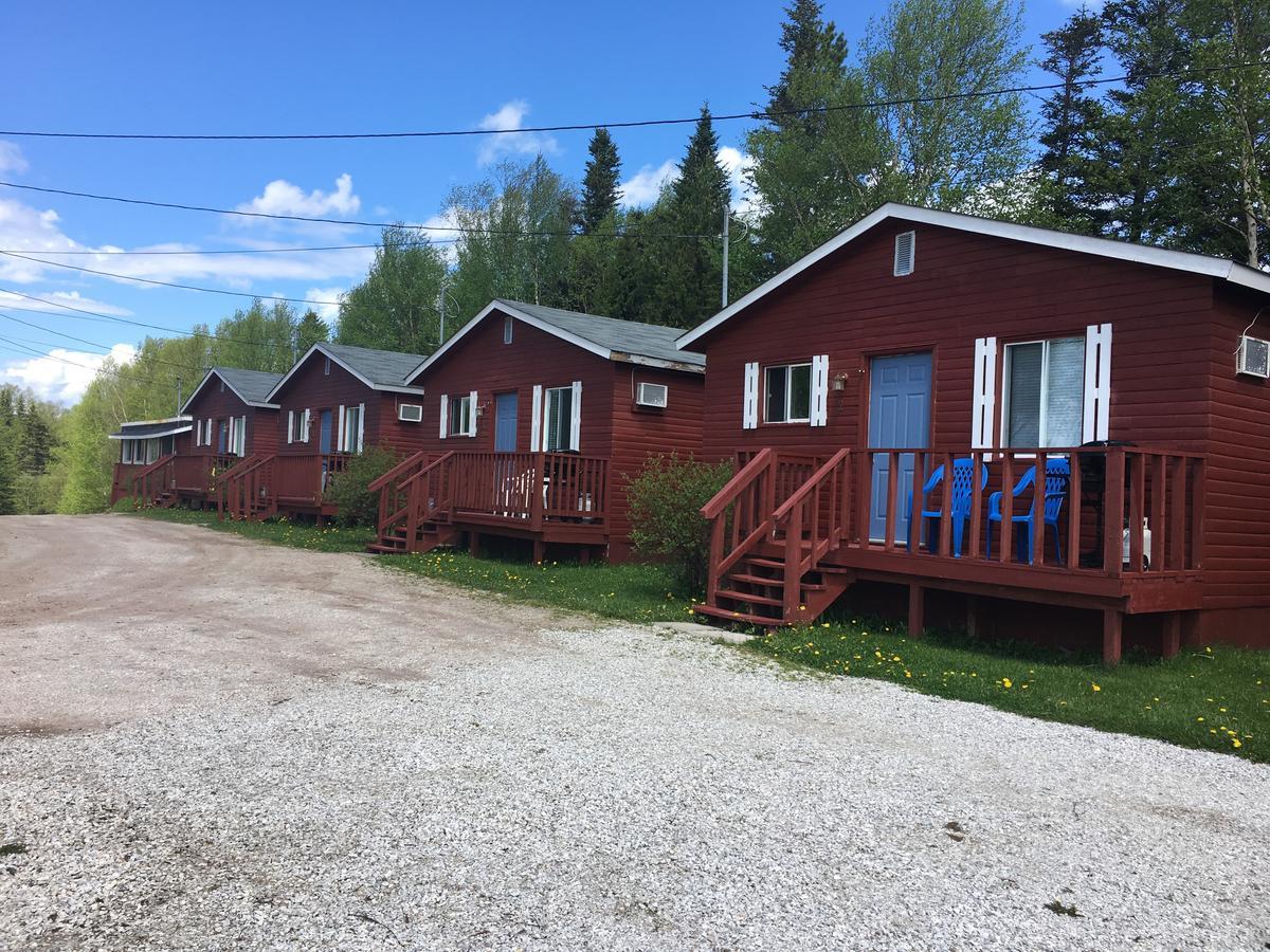 Lush'S Cottages Cormack 외부 사진